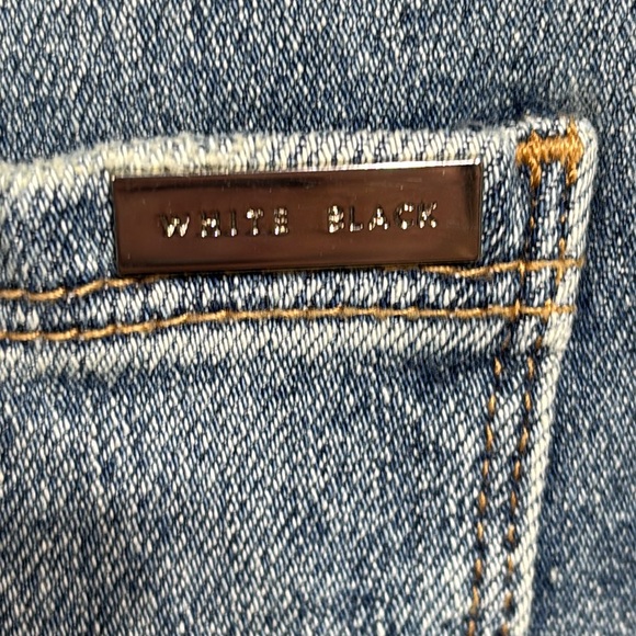 NWT WHBM The Short blue jean shorts - Picture 3 of 6